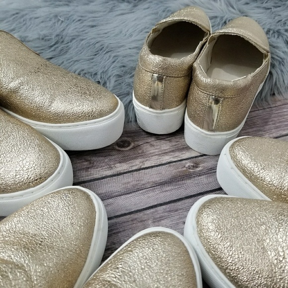 NWOB Kenneth Cole Platform Alesy Slip-On Sneakers - Picture 3 of 7